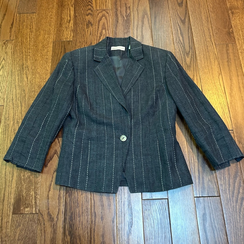 Valerie Separates Charcoal Pinstripe Cropped 3/4 Sleeve Blazer - Size 4